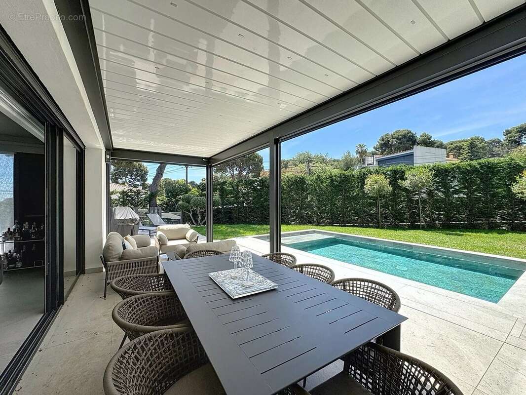 Maison à ROQUEBRUNE-CAP-MARTIN