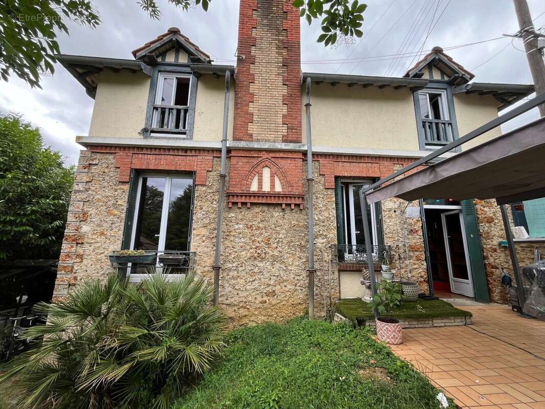 Appartement à YERRES