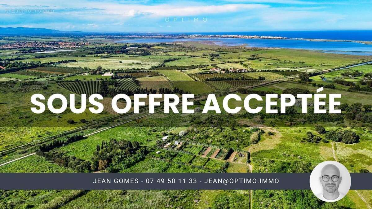 Terrain à SAINT-CYPRIEN