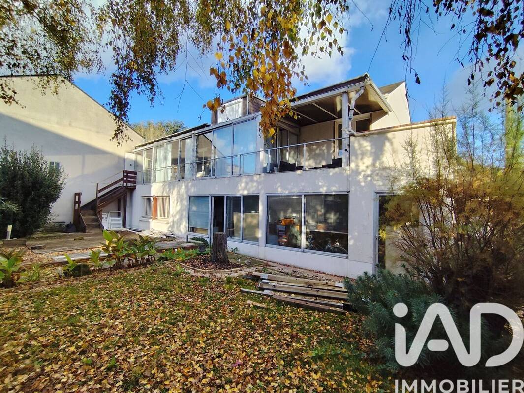 Photo 1 - Maison à SAINT-JEAN-DE-LA-RUELLE