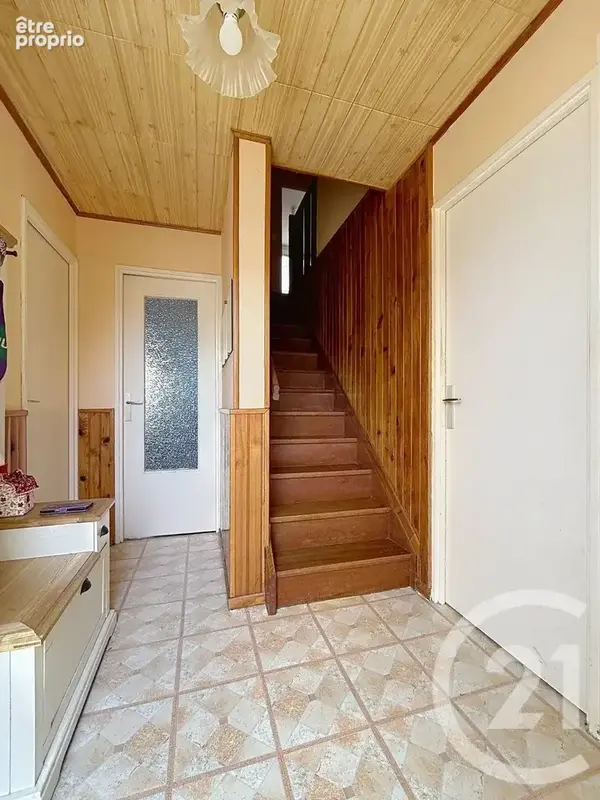 Maison 111 m² à Chalons-En-Champagne  - photo 2