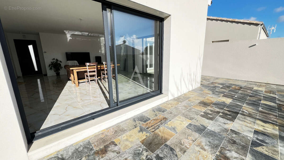Maison à SEMUSSAC