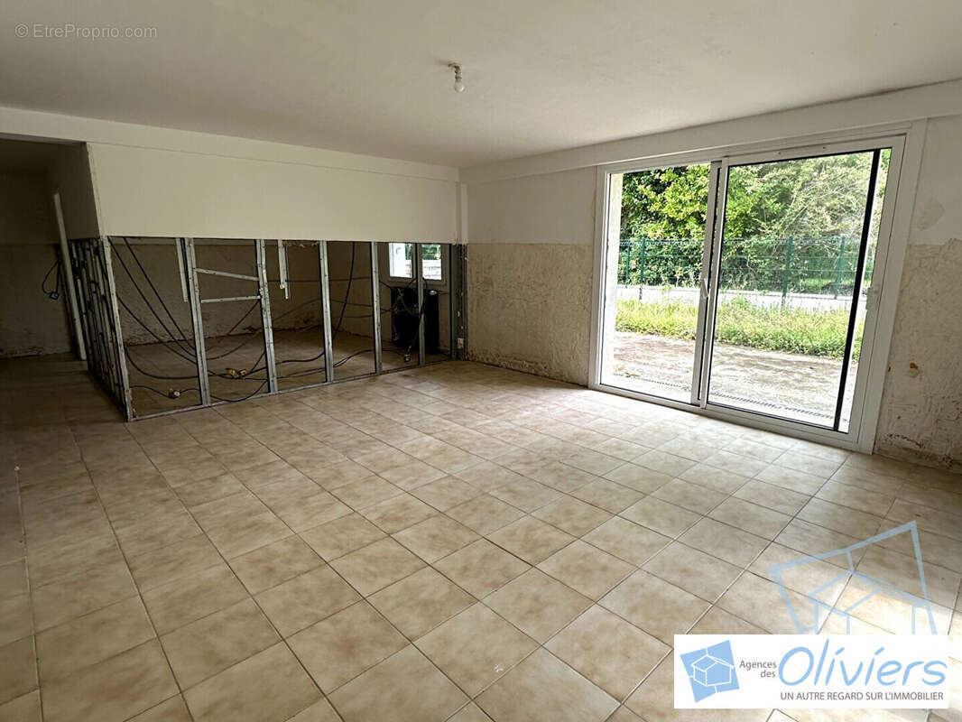 Appartement à SAINT-REMY-LES-CHEVREUSE