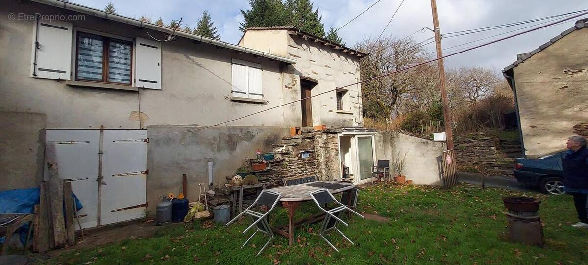 Maison à LES MARTYS