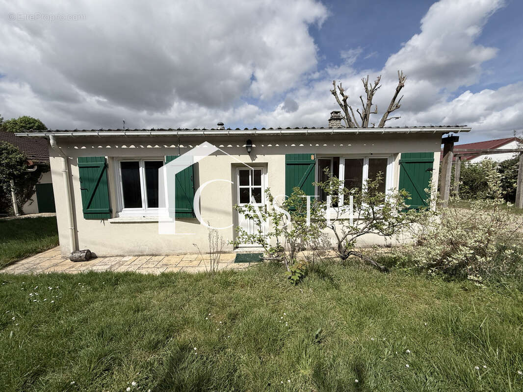 Maison à CHAPET