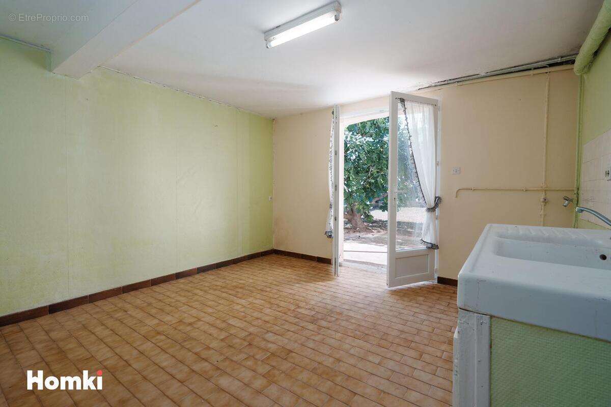 Maison à VILLENEUVE-LES-BEZIERS