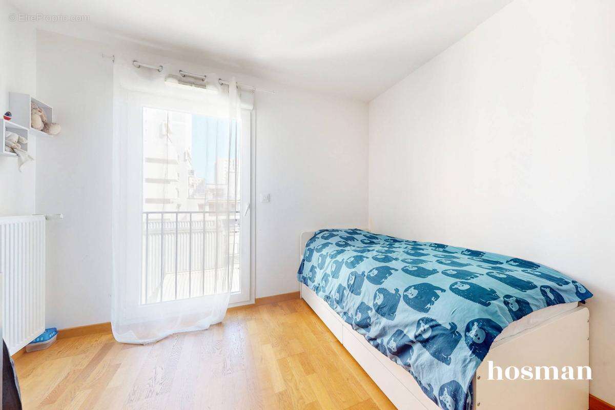 Appartement à PARIS-19E