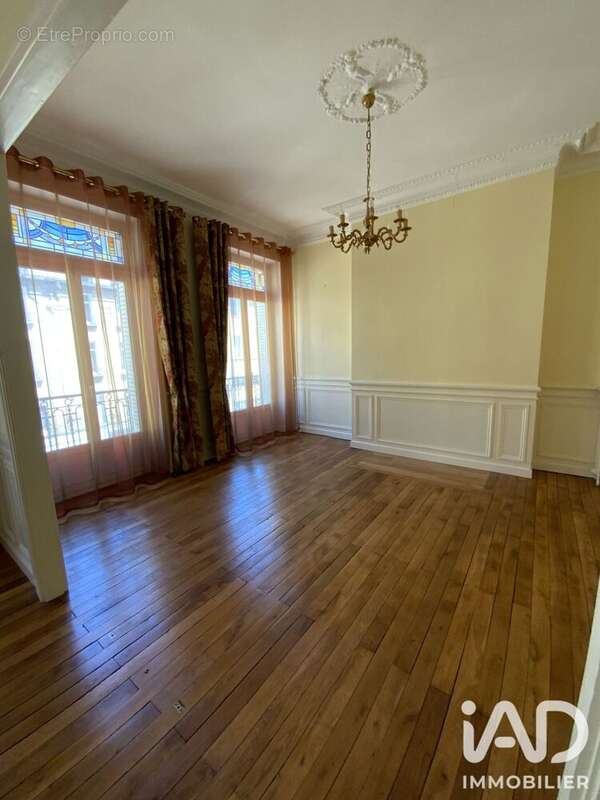 Appartement 155 m² à Limoges  - photo 5