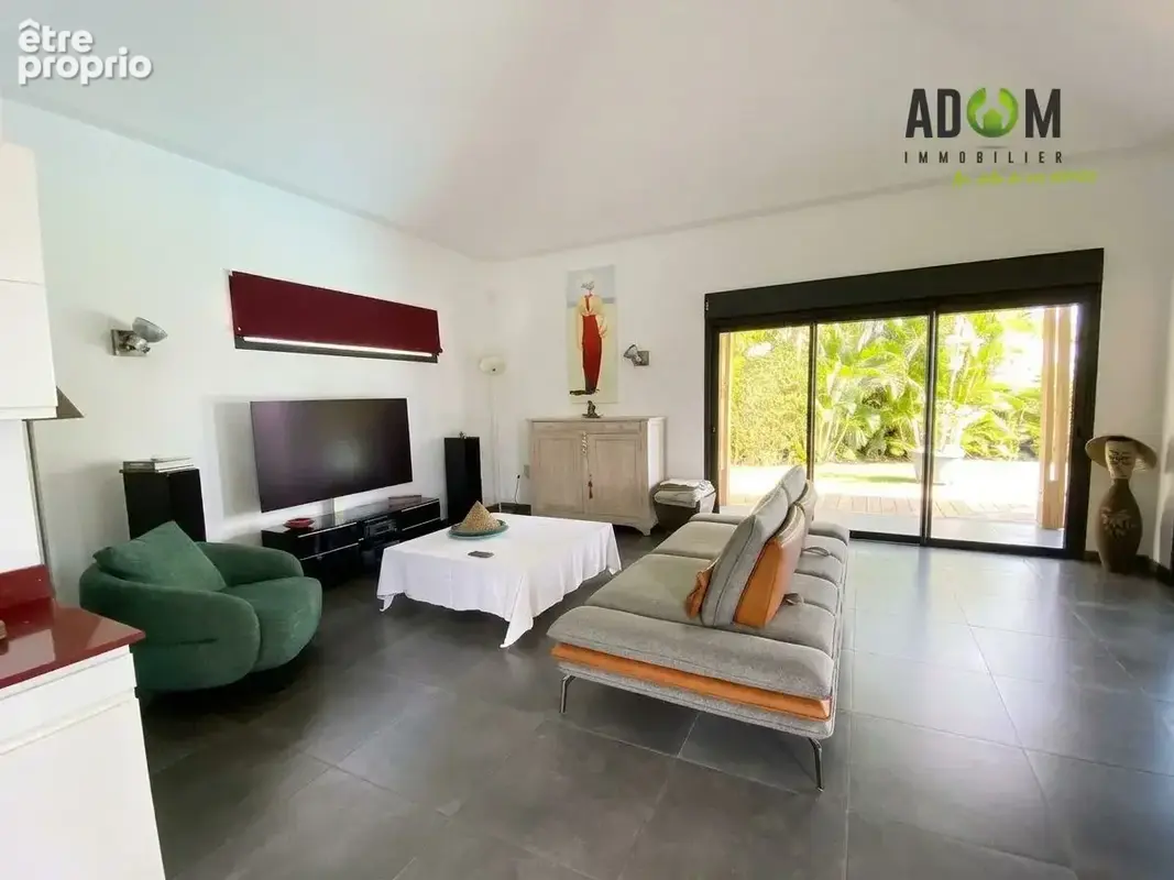 Maison 3 pièces 95 m² à vendre à Saint-Paul (97422) - photo 2
