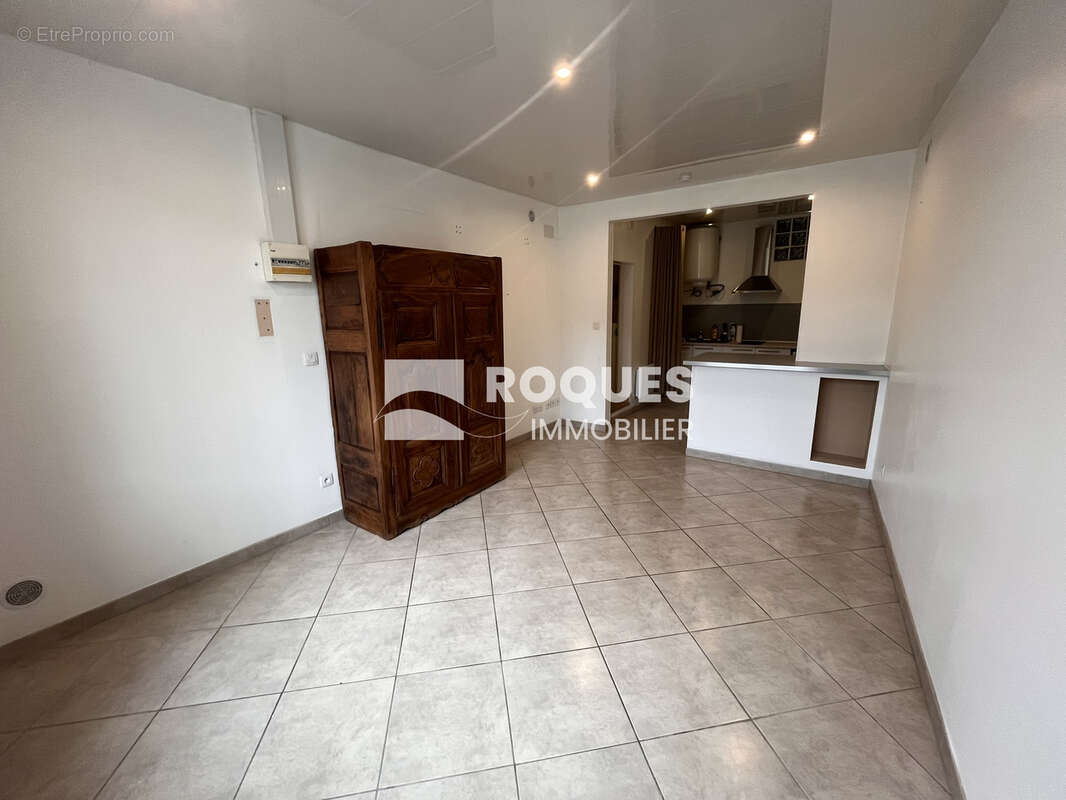 Appartement à LAMALOU-LES-BAINS