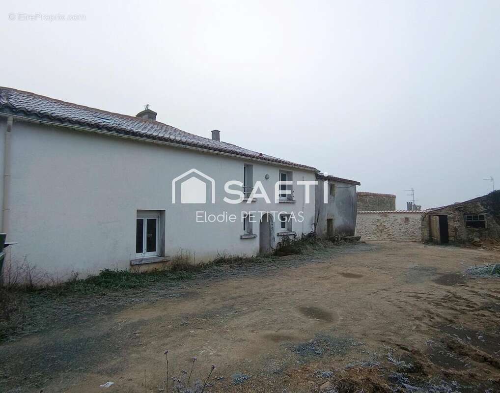 Photo 2 - Maison à MERVENT