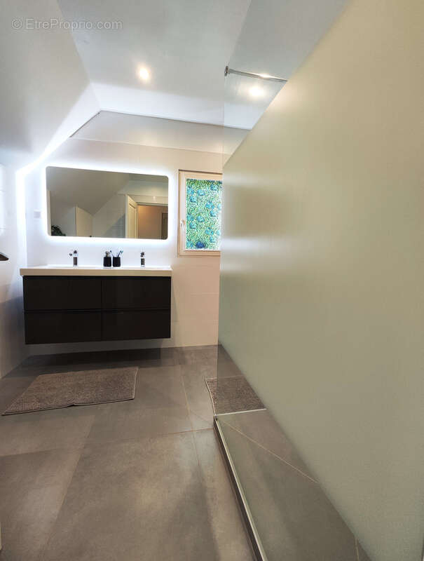 Maison à BOISSETTES