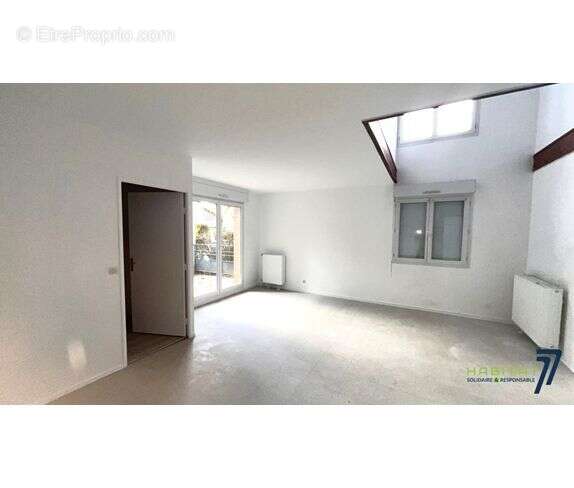Appartement 110 m² à Magny-Le-Hongre  - photo 4