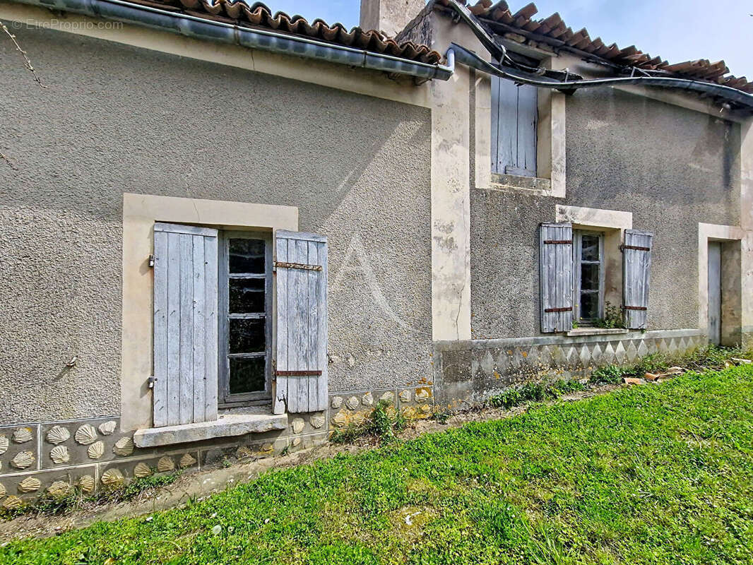 Maison à DOUE-LA-FONTAINE