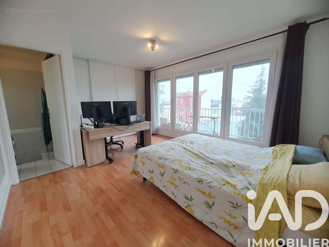 Photo 7 - Appartement à IVRY-SUR-SEINE