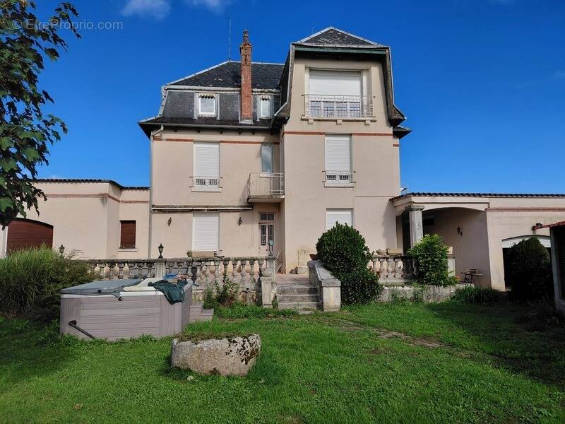 Maison à MAURS