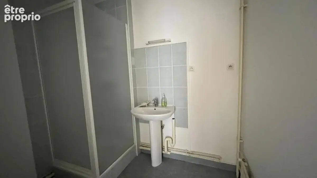 Les Ponts de Cé - T3 avec balcon 73 m² LA GUILLEBOTTE - photo 7