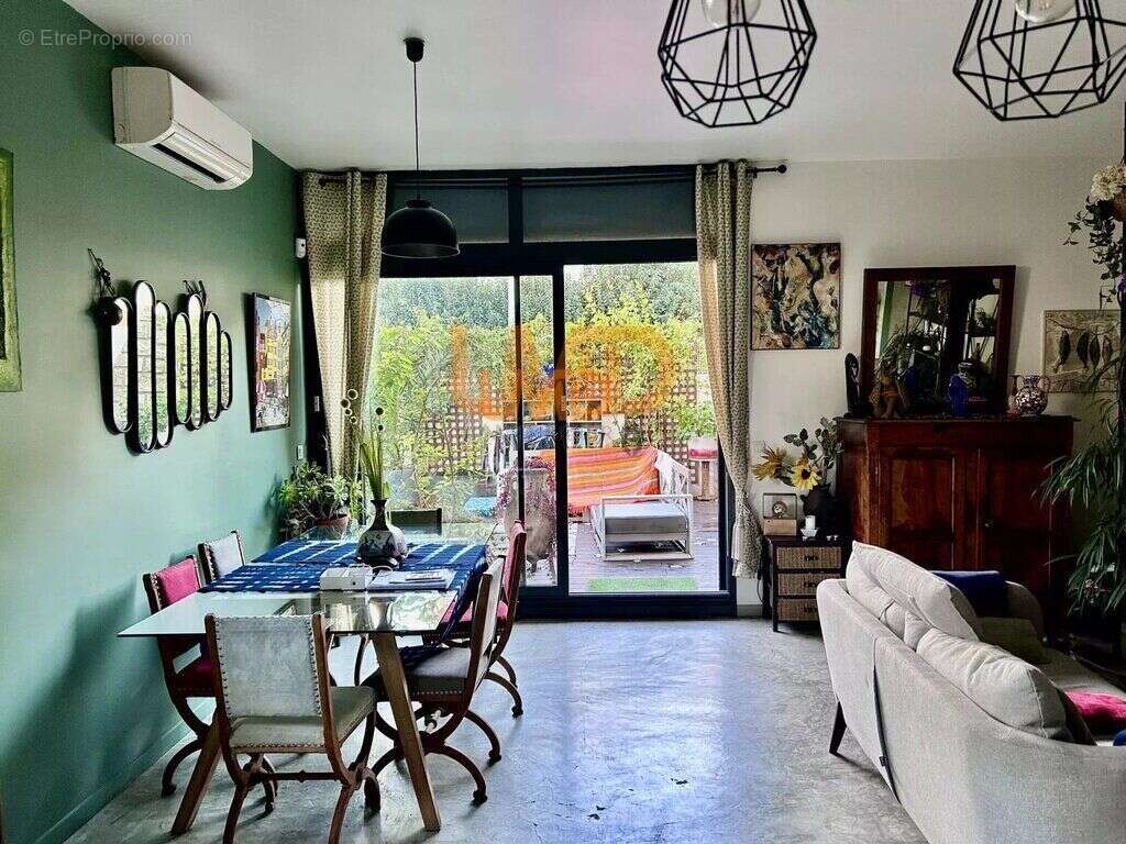 Appartement à NIMES