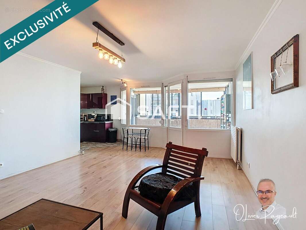 Photo 3 - Appartement à LYON-8E