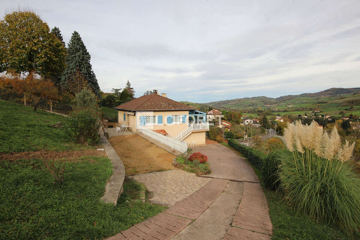 Maison à BRUSSIEU