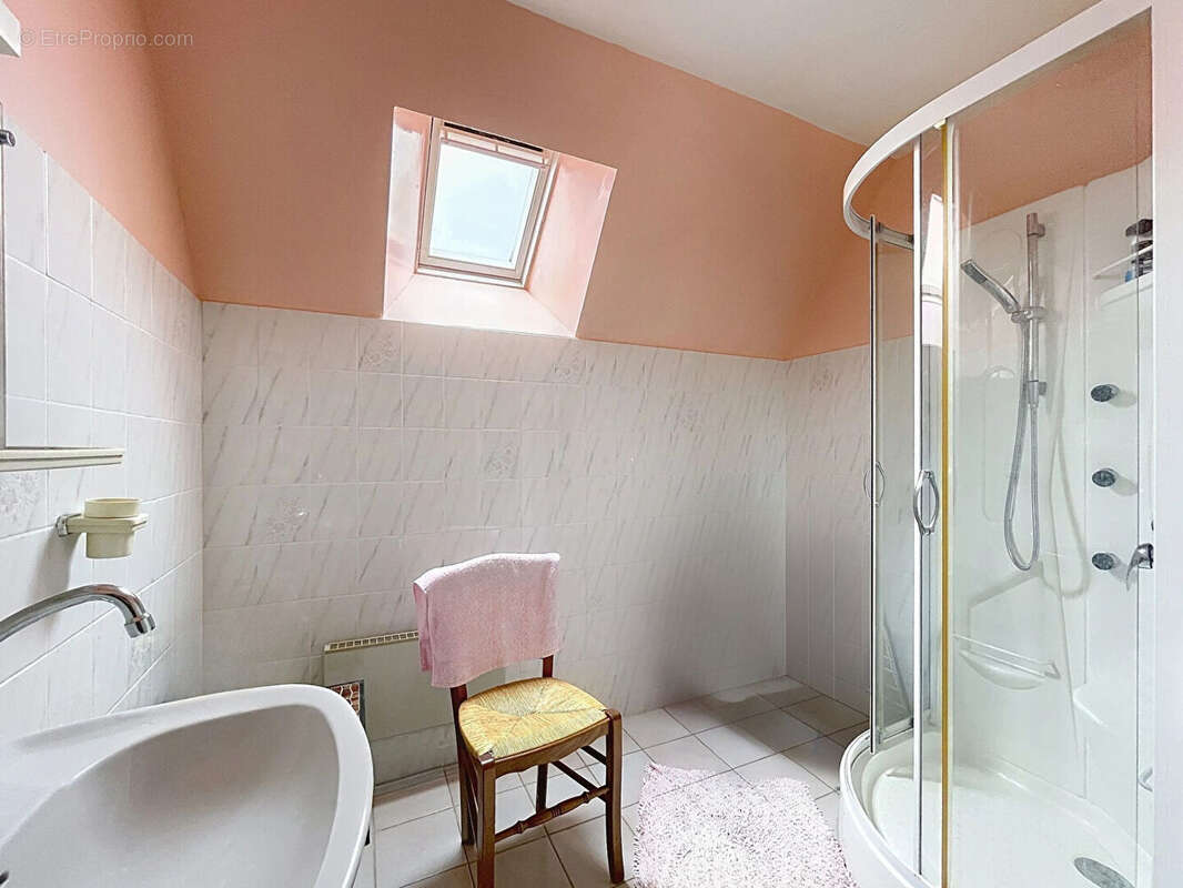 Maison à BAGUER-PICAN