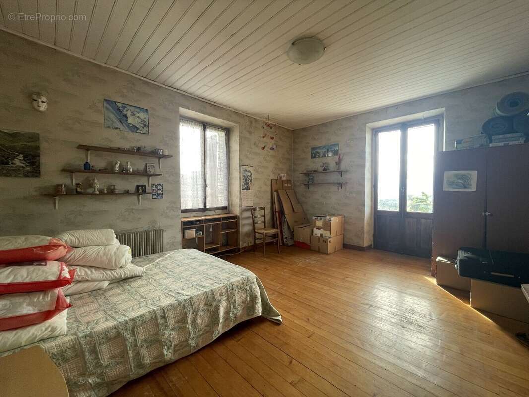 Maison à POISY