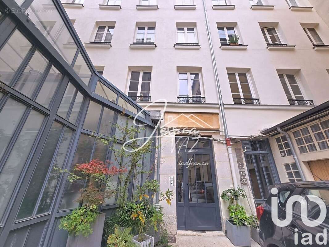 Photo 3 - Parking à PARIS-11E