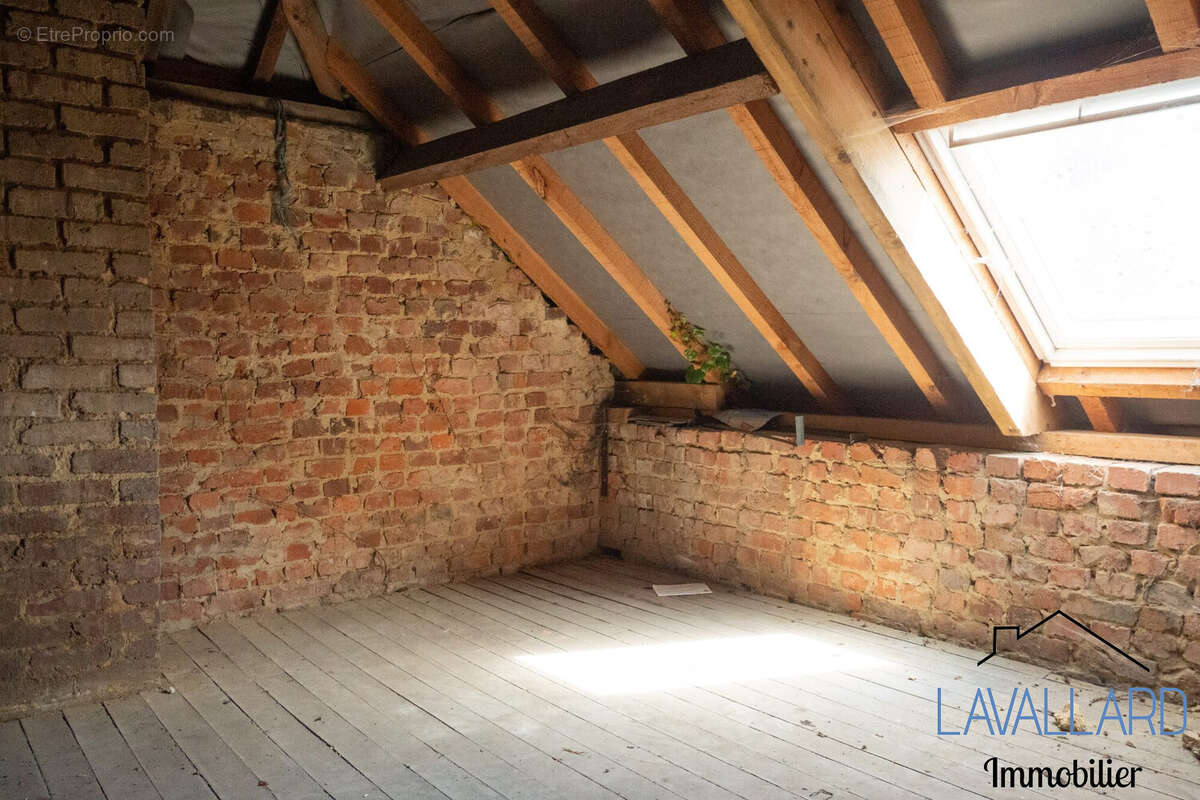 Maison 63 m² à Beaufort-En-Santerre  - photo 5