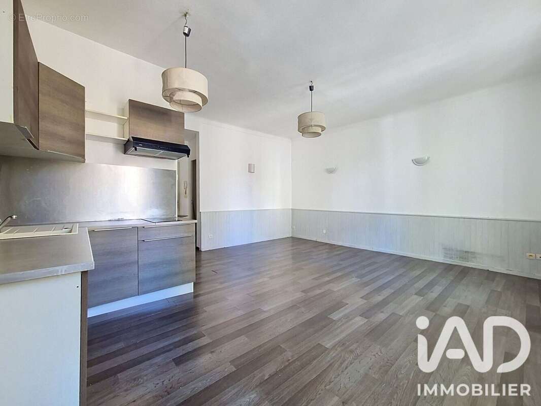 Appartement 32 m² à Istres  - photo 3