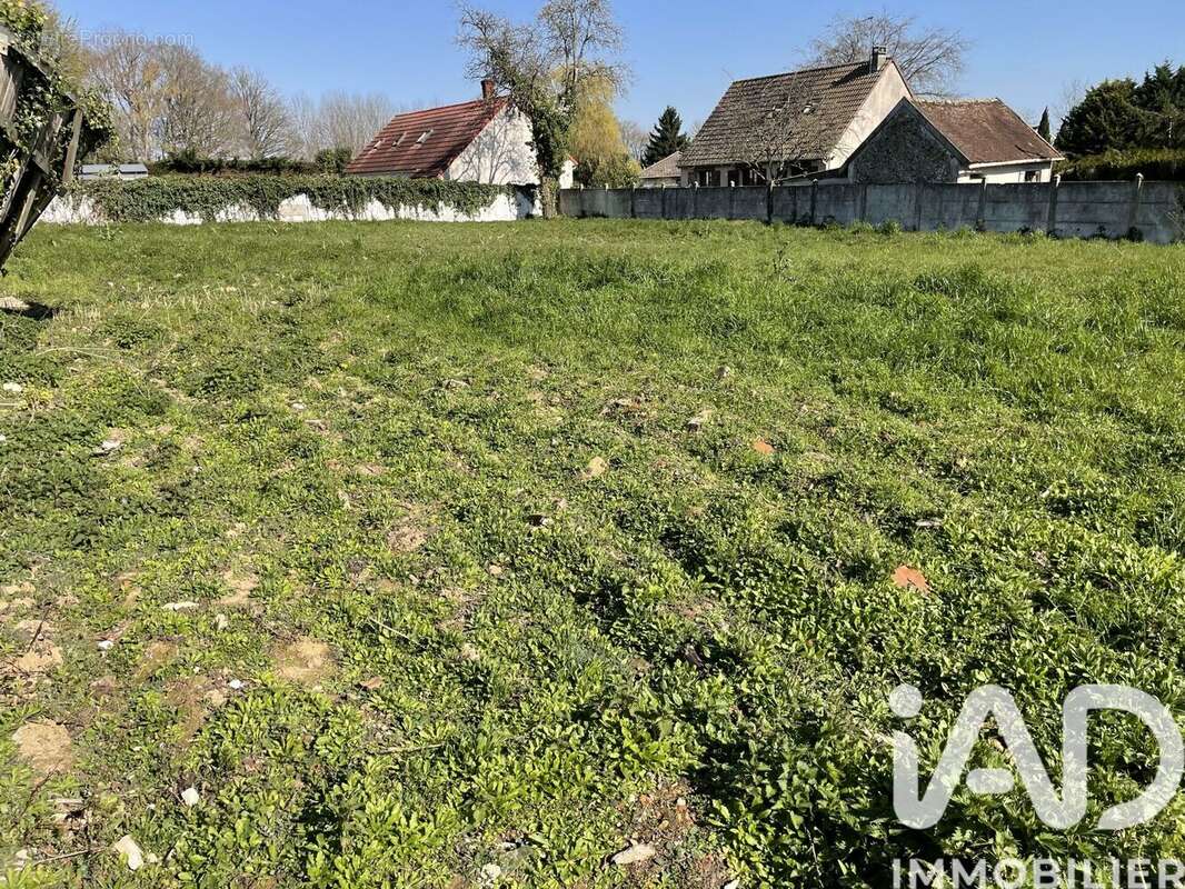 Photo 2 - Terrain à LA FERTE-GAUCHER