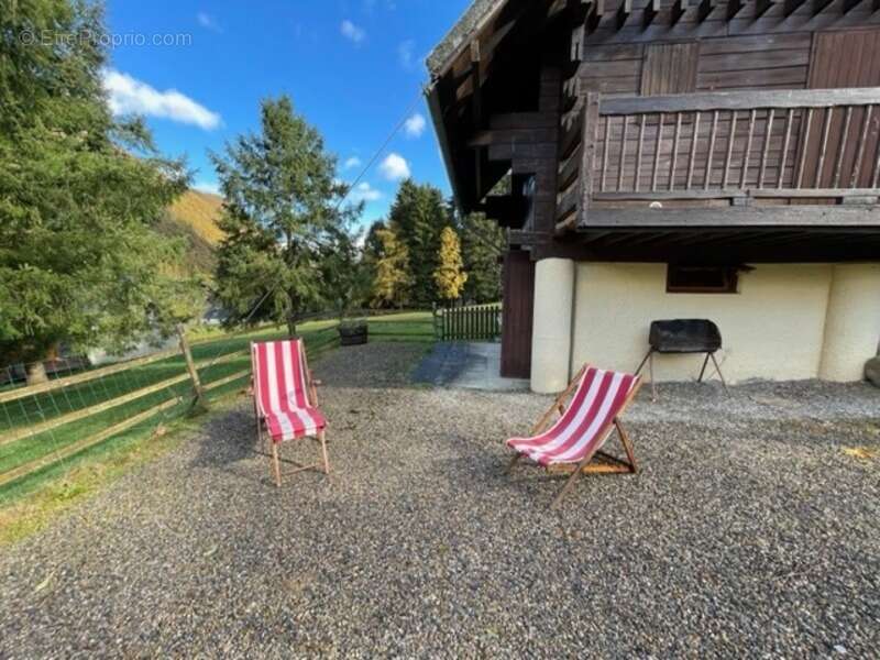 Maison à CAMPAN