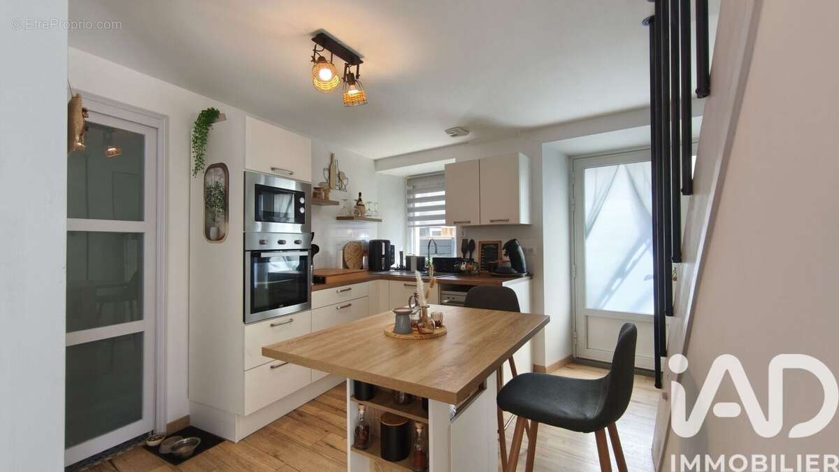 Maison 111 m² à Retournac  - photo 5