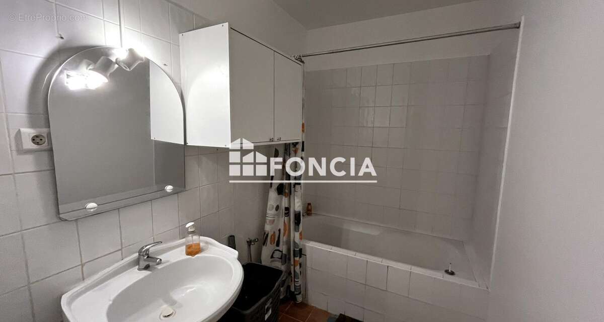Appartement à HYERES