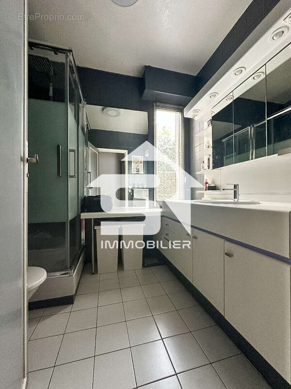Appartement à NOGENT-SUR-MARNE