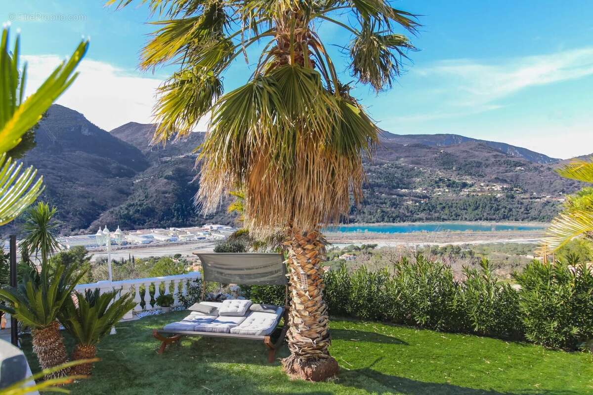 Maison à SAINT-MARTIN-DU-VAR