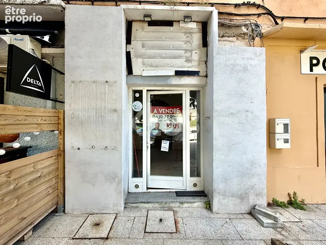 Local commercial Bastia centre - photo 2