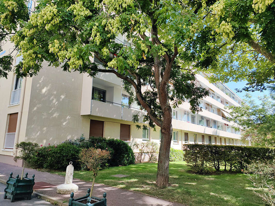 Appartement à SAINT-CLOUD