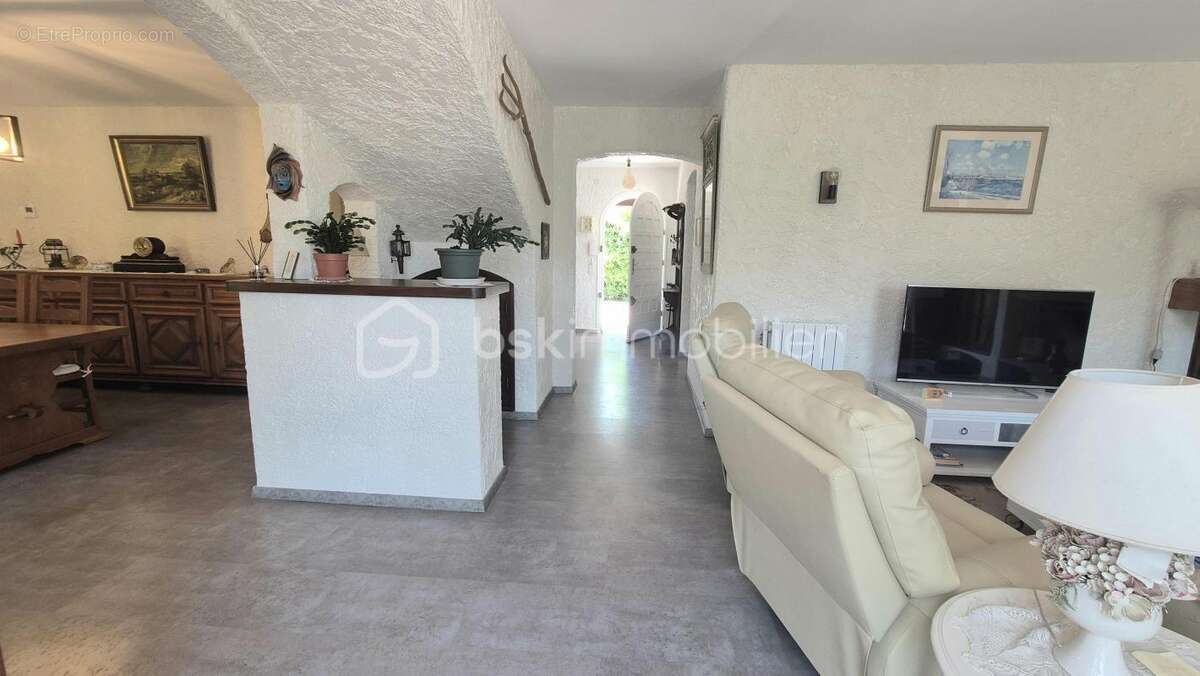 Maison à LA FARLEDE