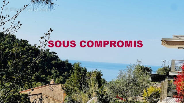 Terrain à LA TURBIE