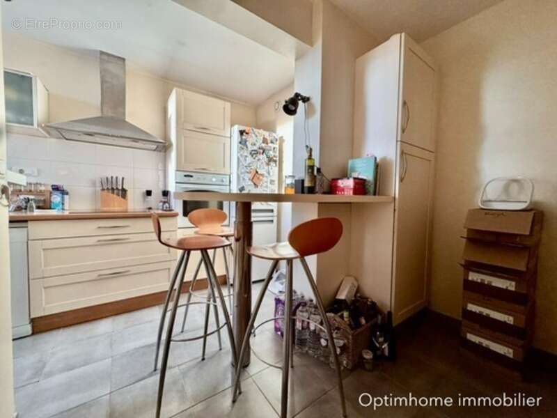 Appartement à vendre T4, 15ème étage vue panoramique - photo 5