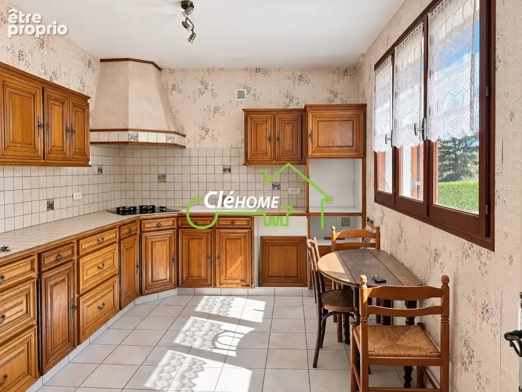 Maison 6 pièces 153 m² à vendre à Fleurieux-Sur-L'arbresle (69210) - photo 5