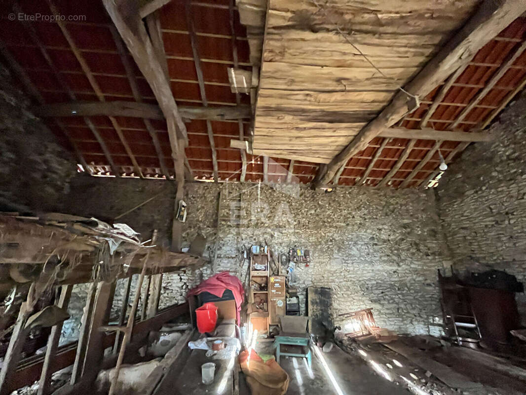 Maison à TOCANE-SAINT-APRE