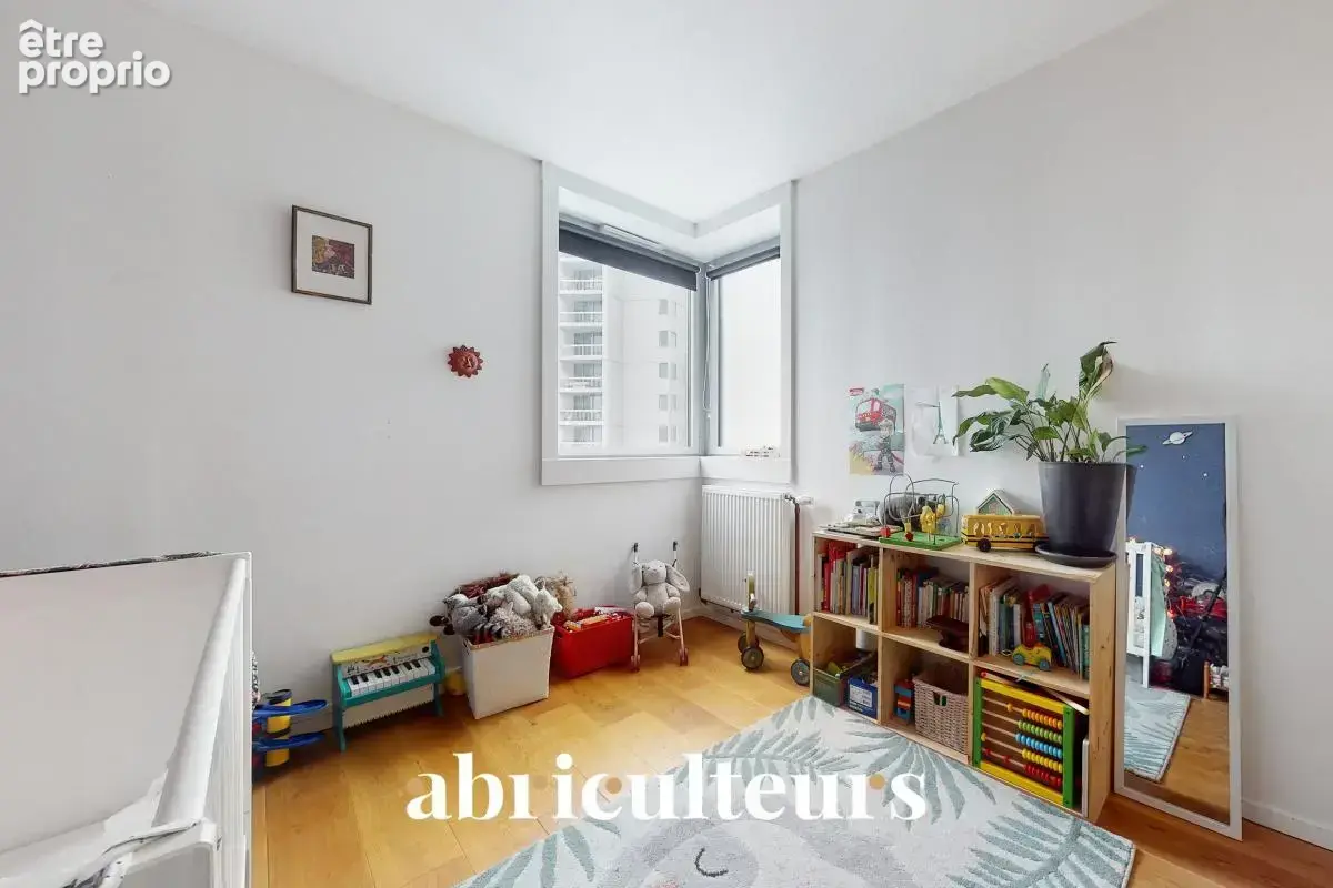 Appartement lumineux avec vue dégagée en vente à Paris 19ème 75019 - photo 8