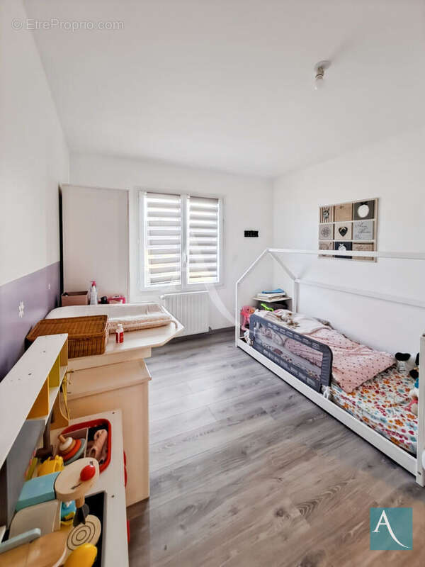 Maison à MORIGNY-CHAMPIGNY