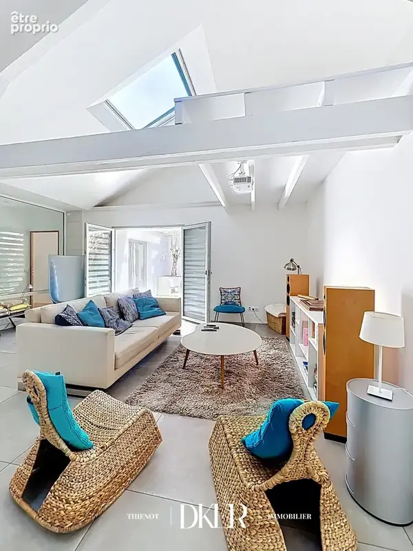 Maison de plain pied  320 M2 + Type 2 - photo 6