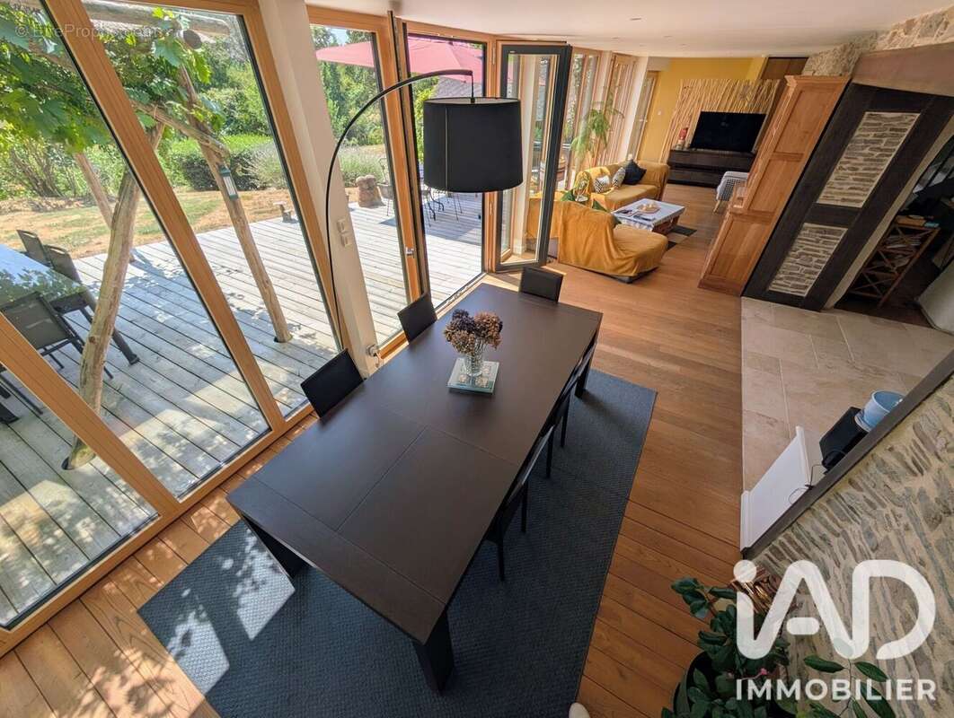 Maison 187 m² à Thorigne-Fouillard  - photo 5