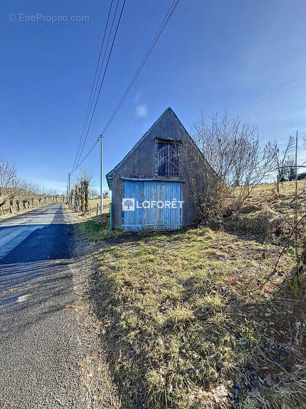 Maison à MONTPEYROUX