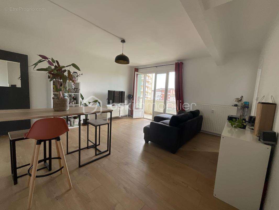 a Voir ! Appartement T4 3 chambres, à deux pas du centre ville et de ses commodités - photo 5