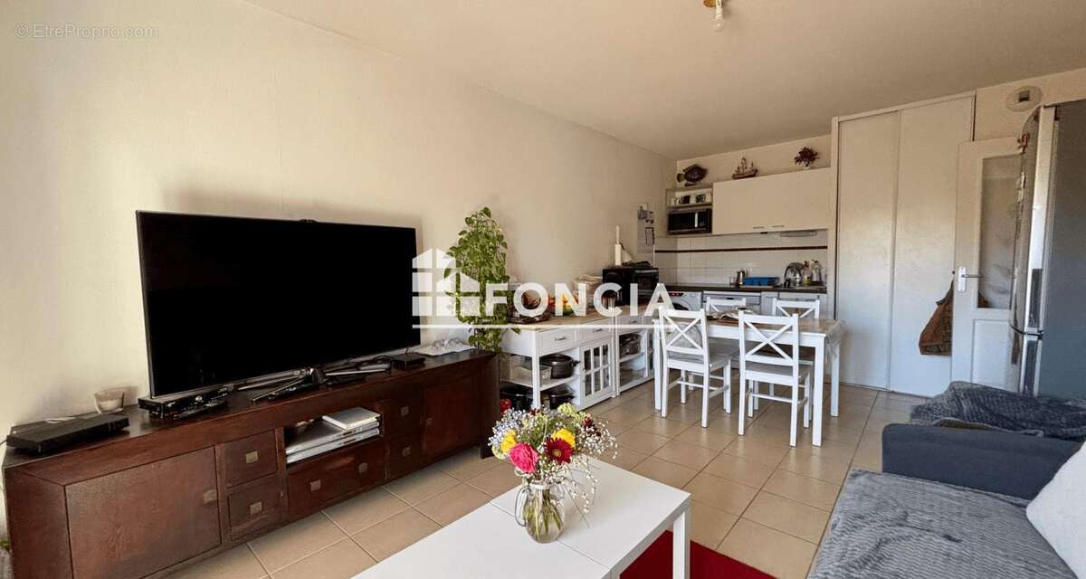 Appartement à LUNEL