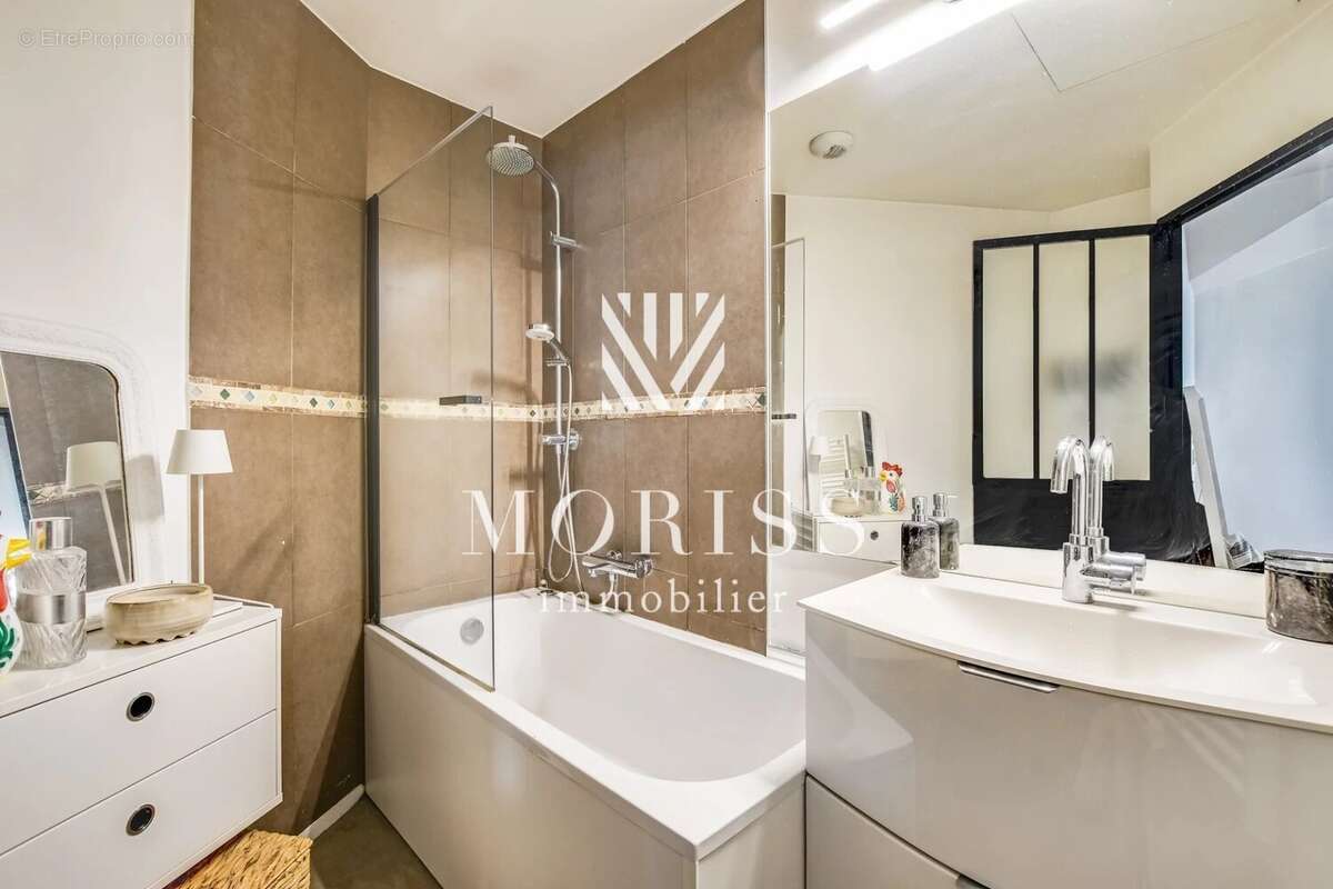 Appartement à MONTROUGE